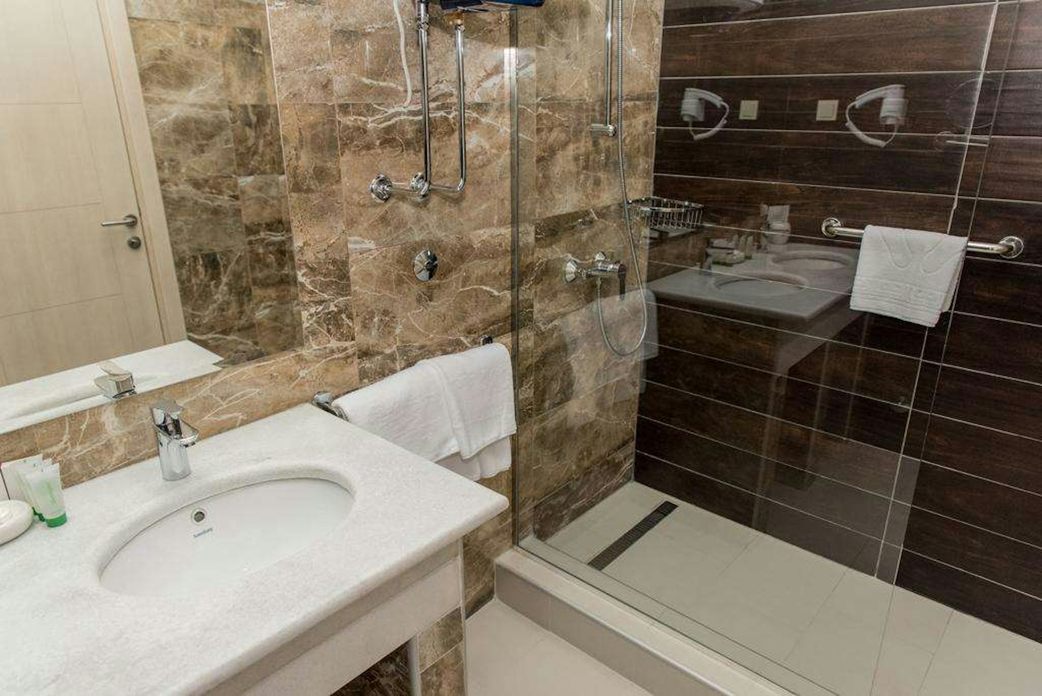 Hotel Crnogorska Kuca 38/45