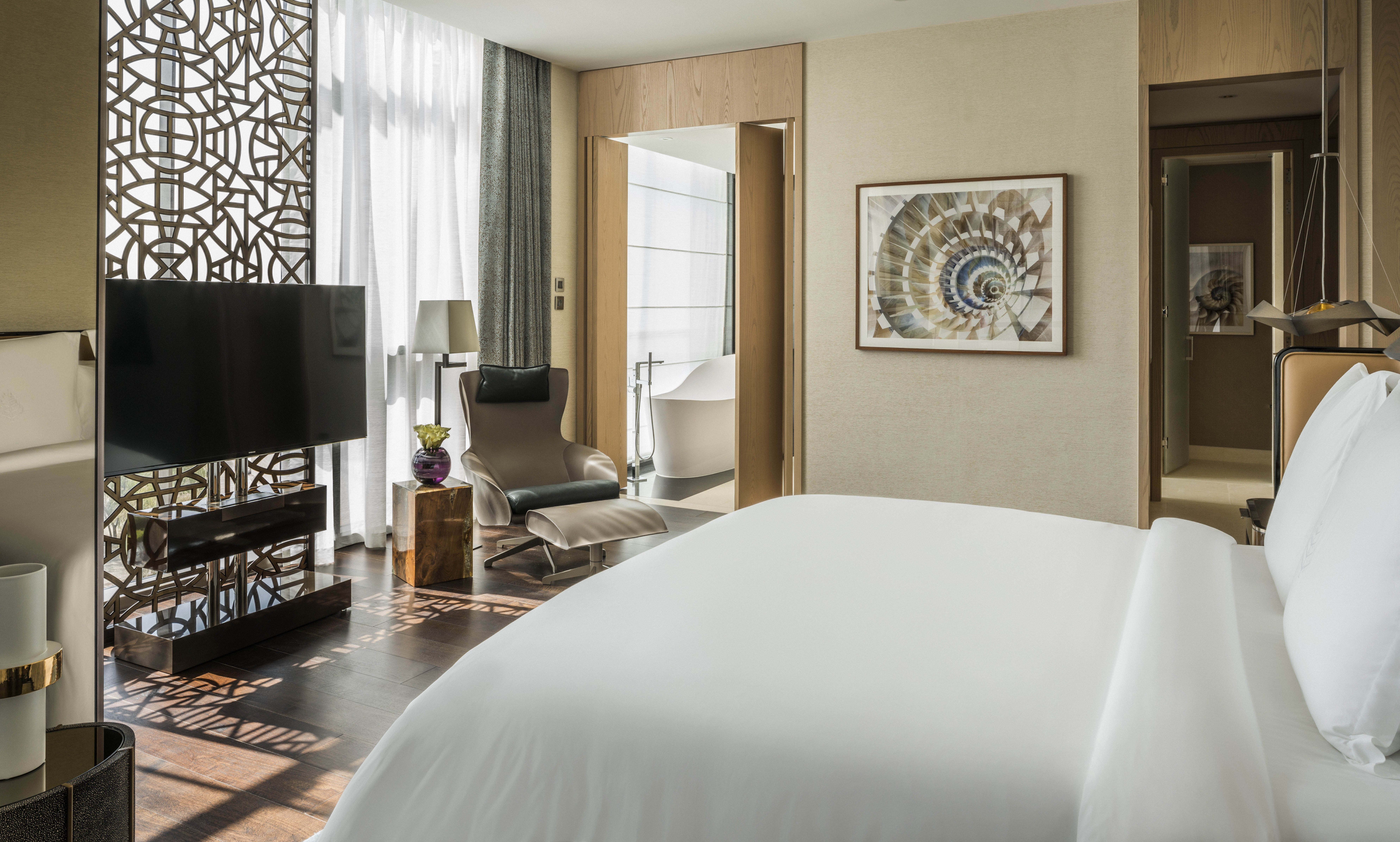 Four Seasons Hotel Dubai International Financial Centre 23/86