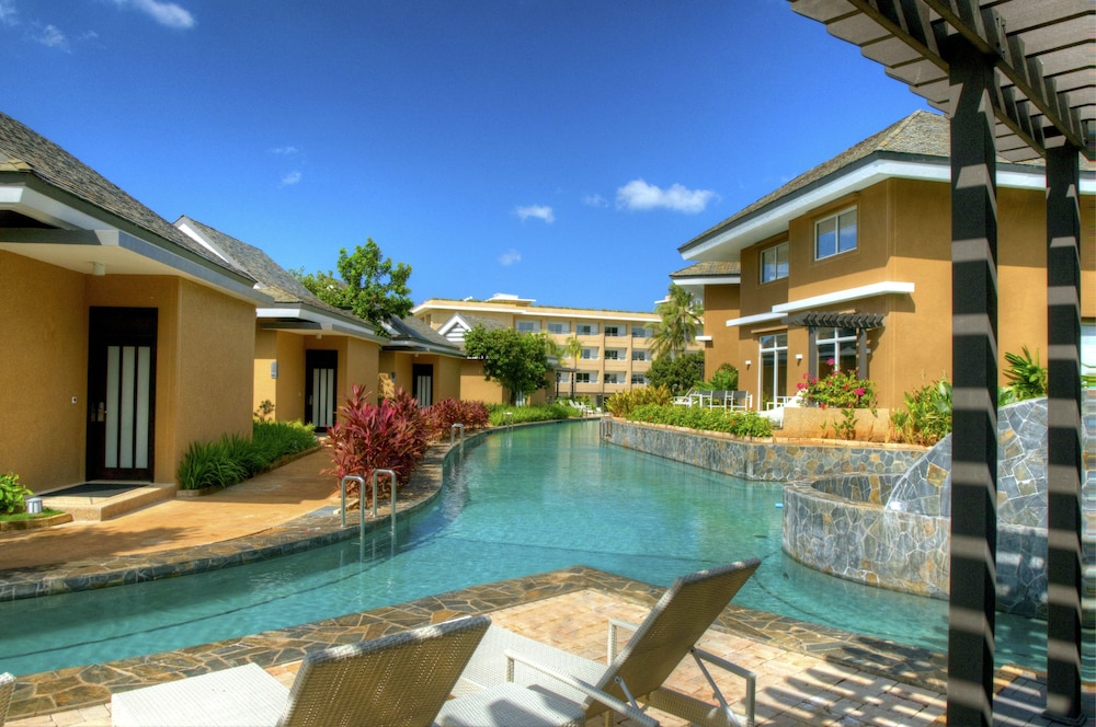 Be Grand Resort Bohol 42/50