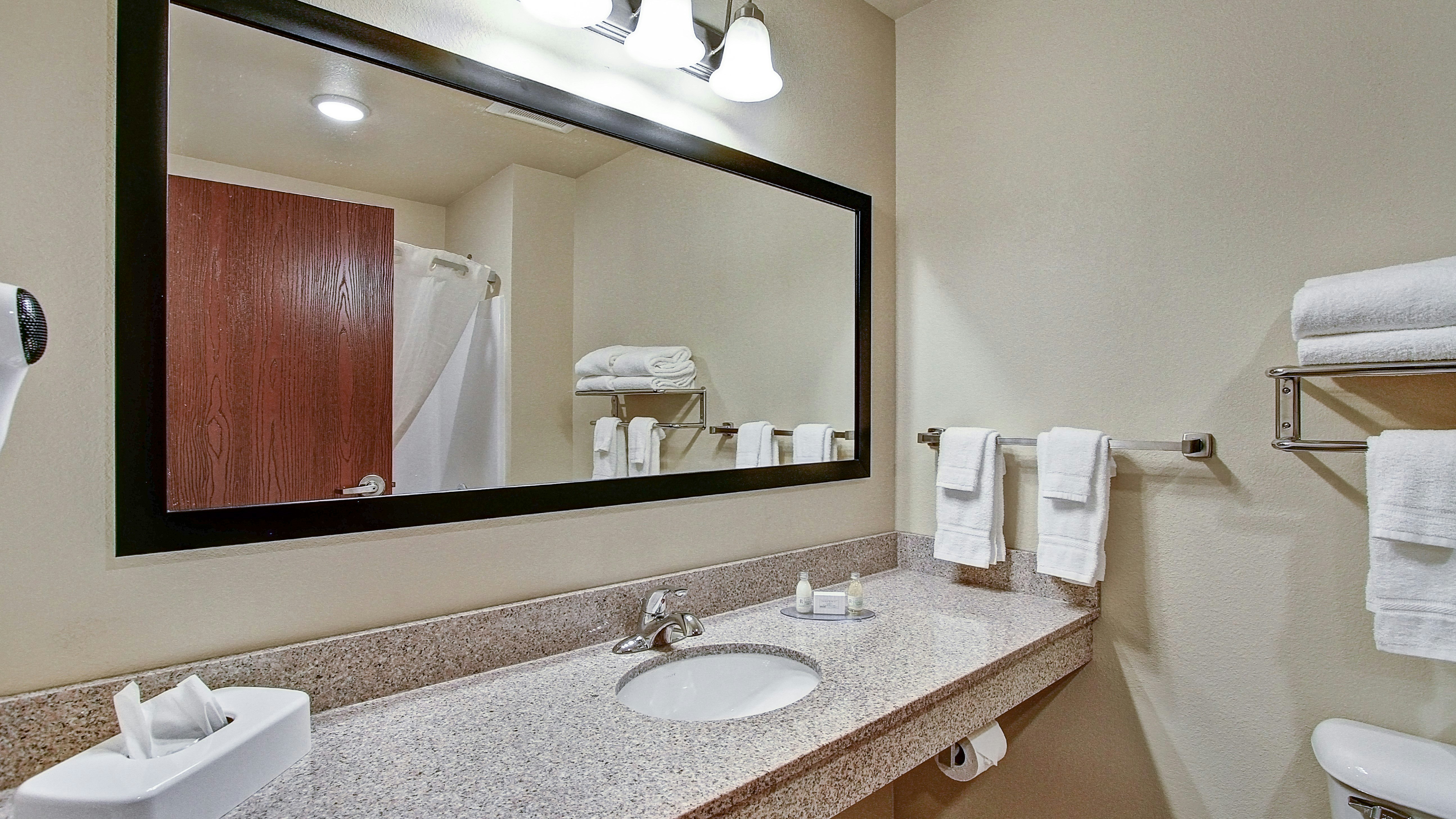 Cobblestone Hotel & Suites - Pulaski 60/62