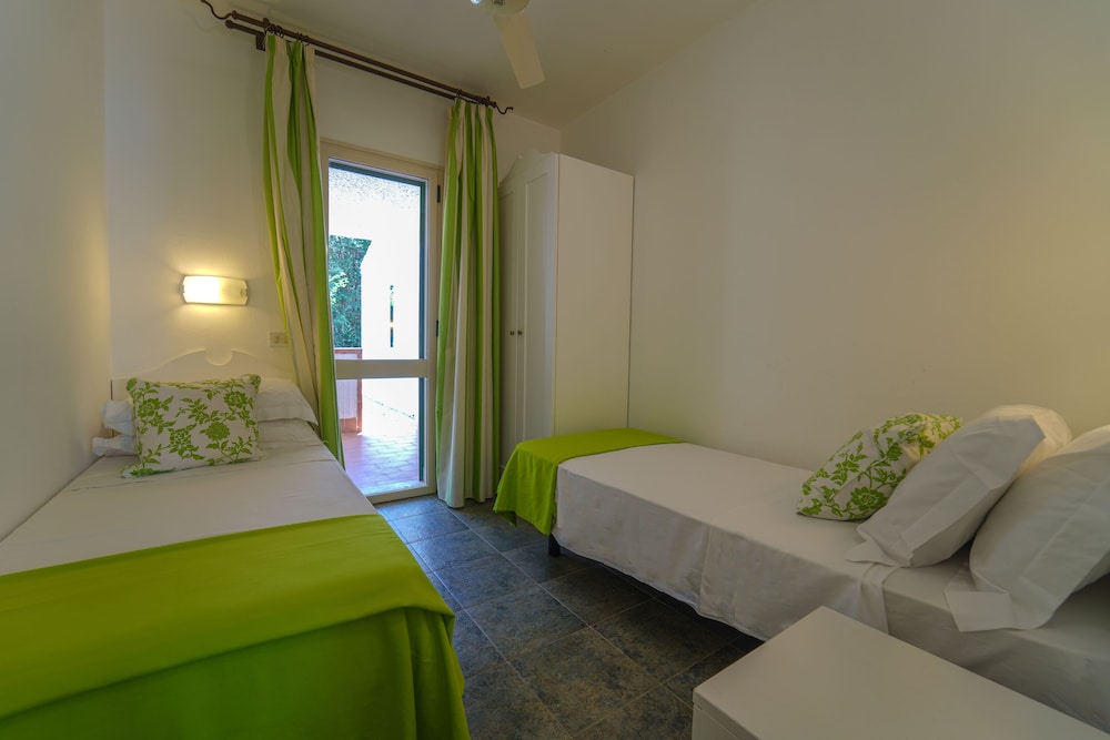 Cefalu Resort Sporting Club 43/69