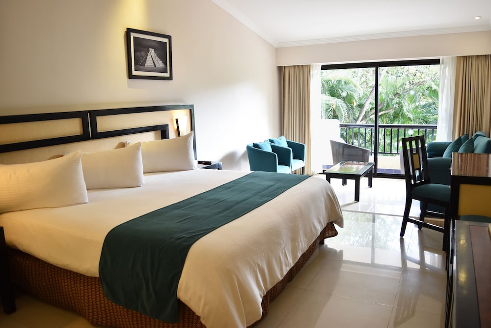 HACIENDA, JUNIOR SUITE