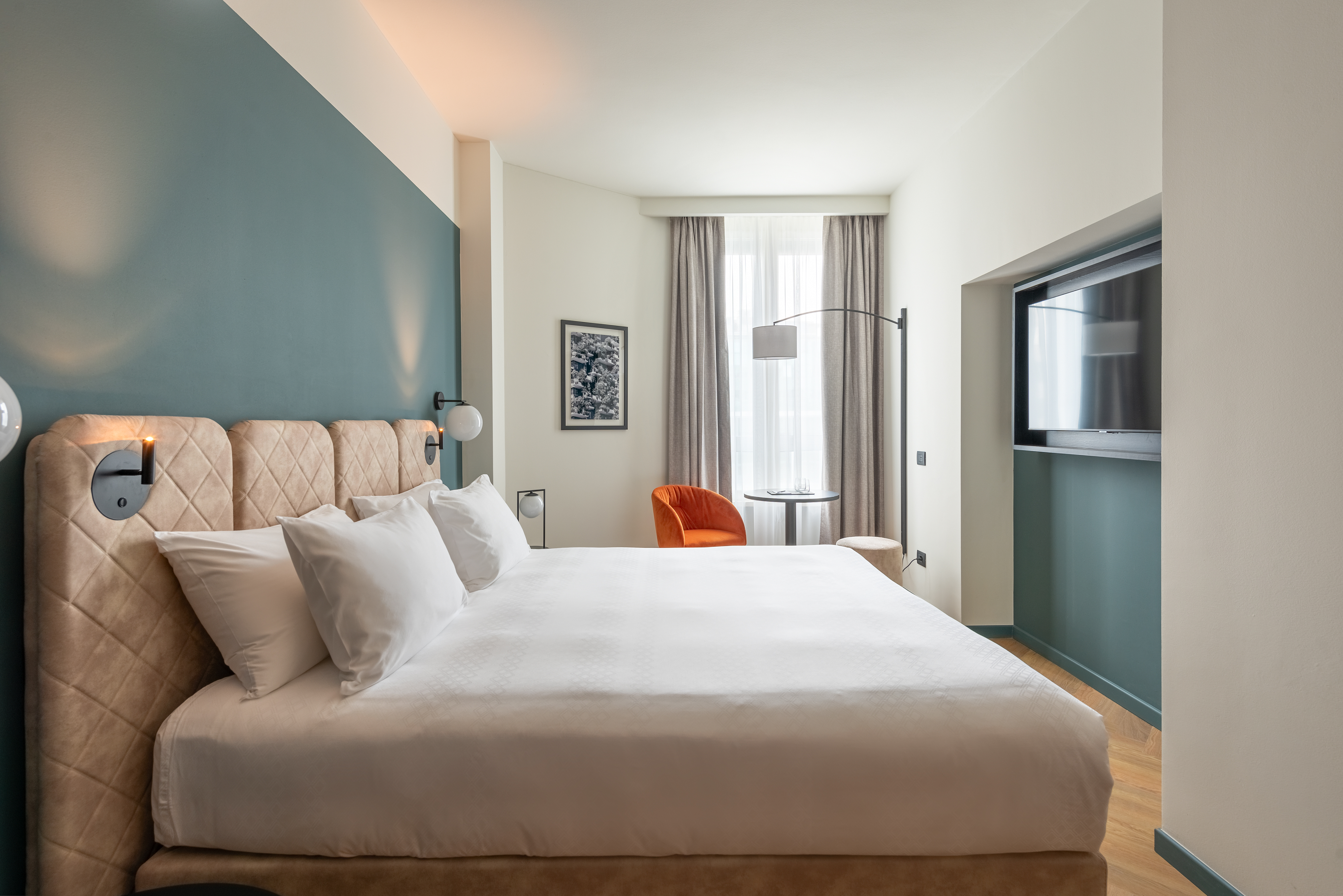EXECUTIVE, DOUBLE BED