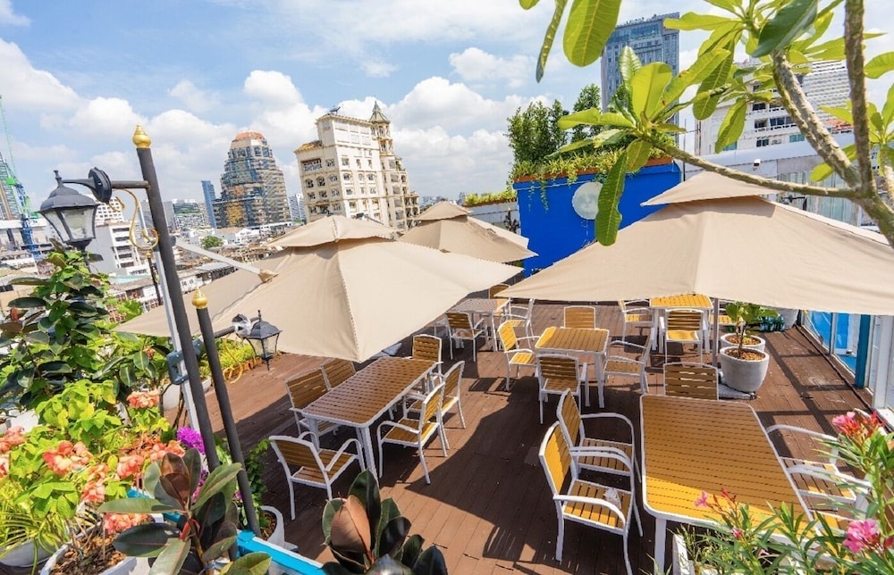Sapphire Hotel Silom Bangkok 35/48