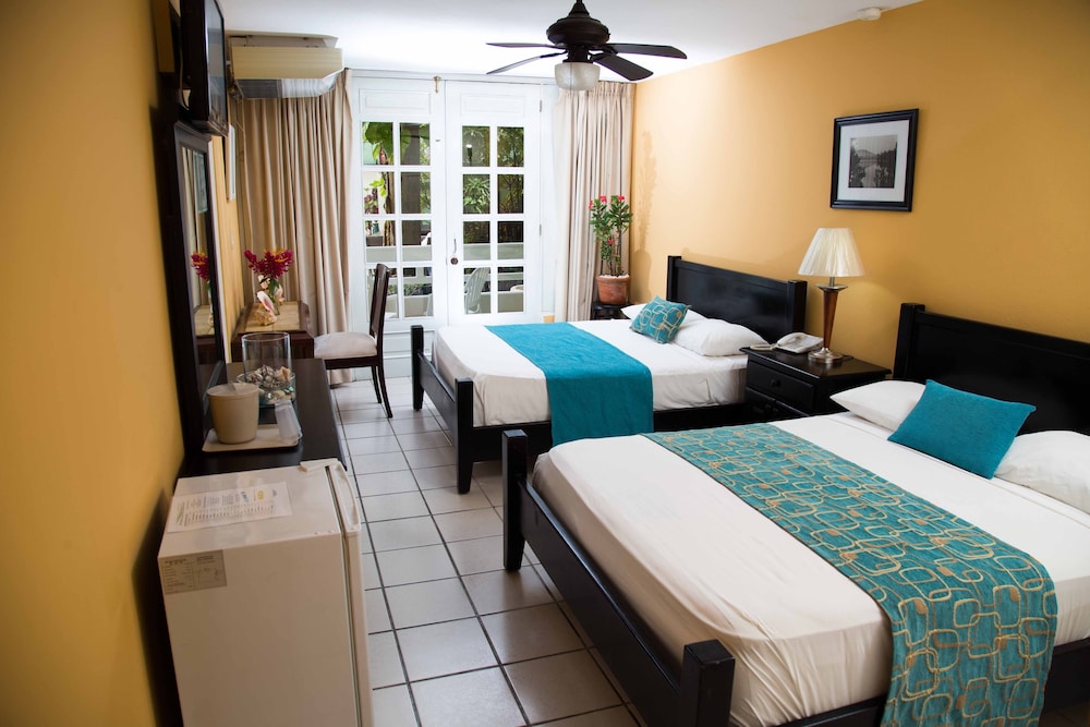 Terra Linda Resort 17/50