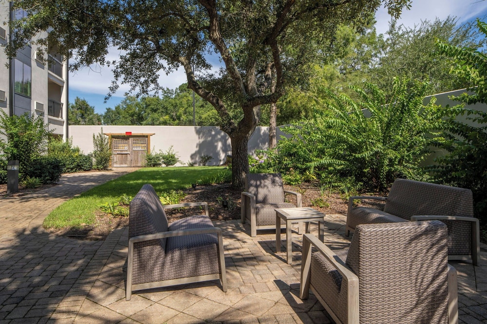 Courtyard Gulf Shores Craft Farms 65/70
