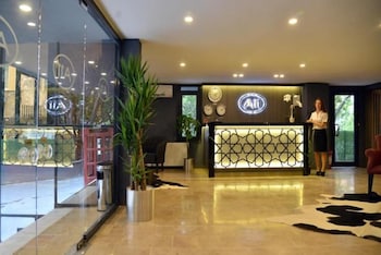 A11 Hotel 4/48