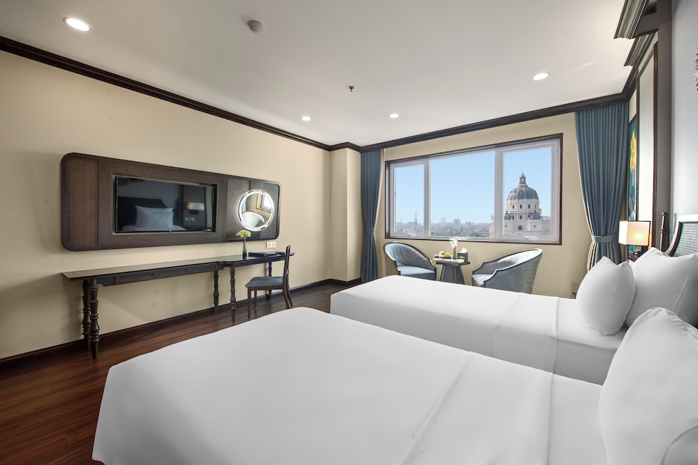 Grand, Deluxe, Twin Beds, Interior Wing