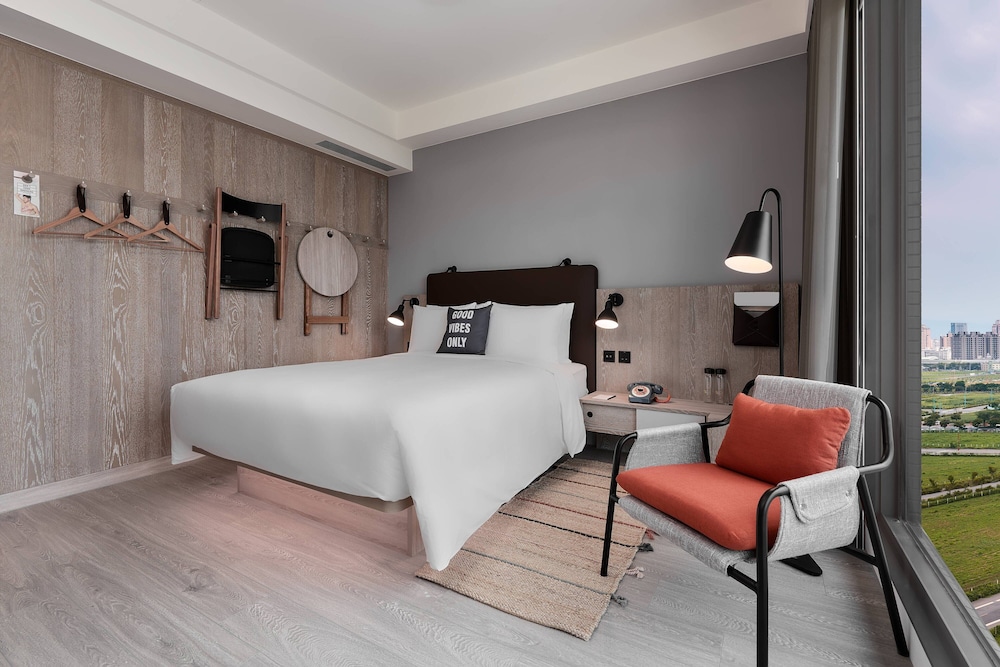 Moxy Taichung 15/42