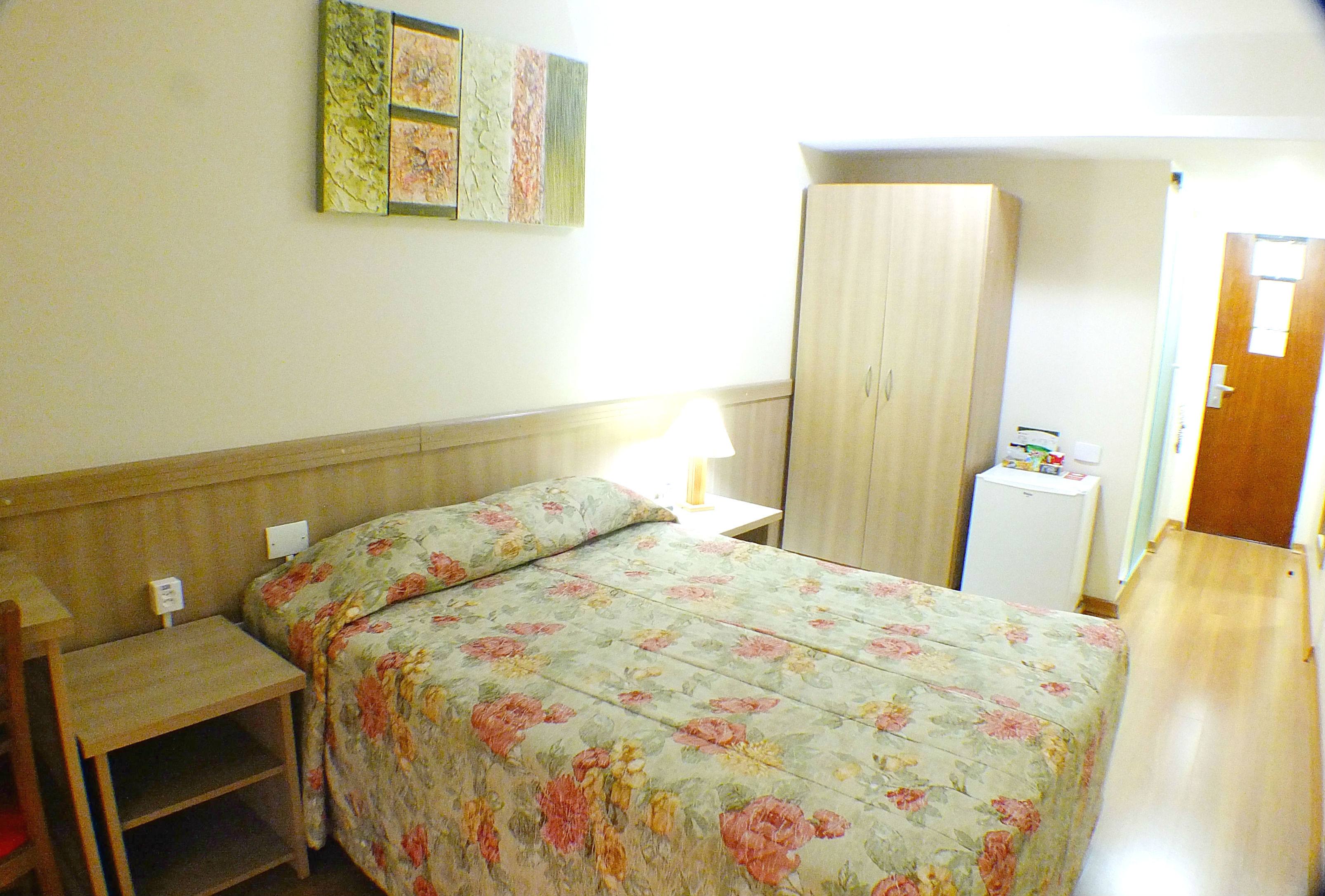غرفة قياسية مفردة بسرير مزدوج، Hotel Golden Park Curitiba by Nacional Inn 4/7