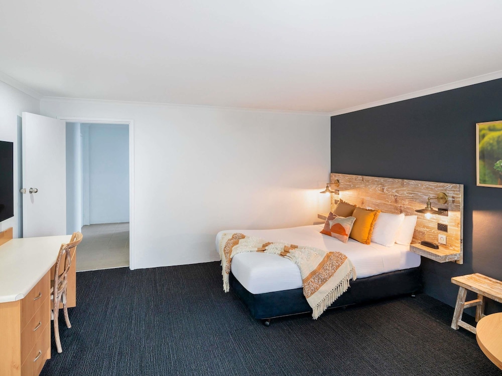 ibis Styles Orange 22/55