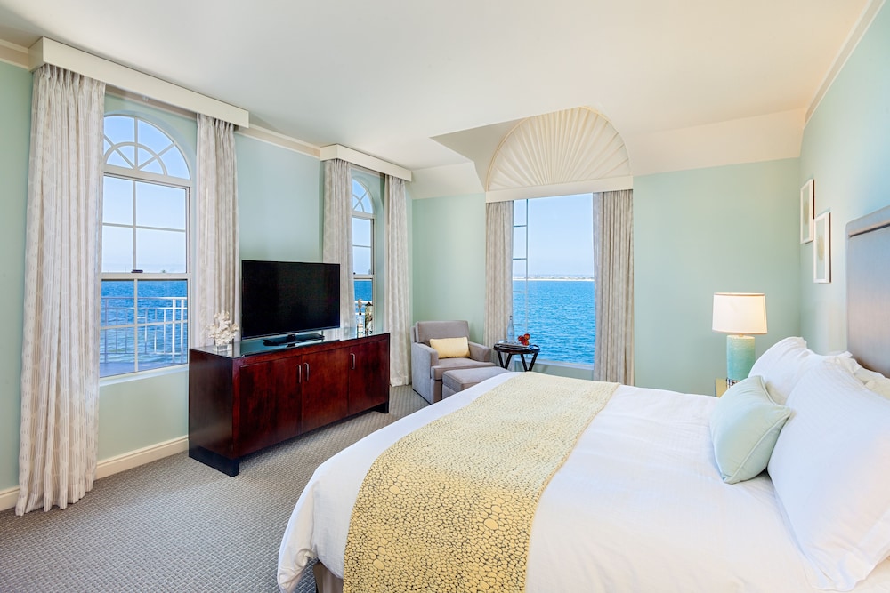 Loews Coronado Bay Resort 11/80