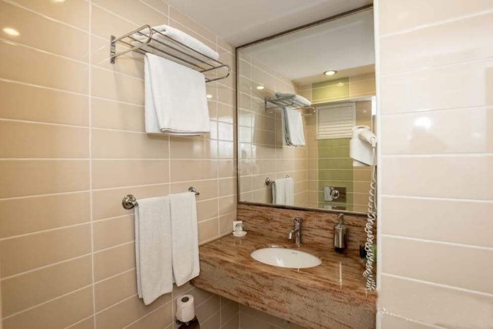 Ilayda Hotel 22/68