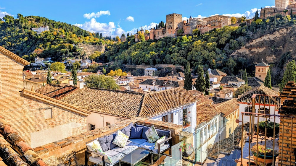 Apartamentos Alhambra 72/75