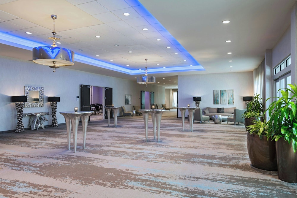 COURTYARD by MARRIOTT DALLAS CARROLLTON 17/49