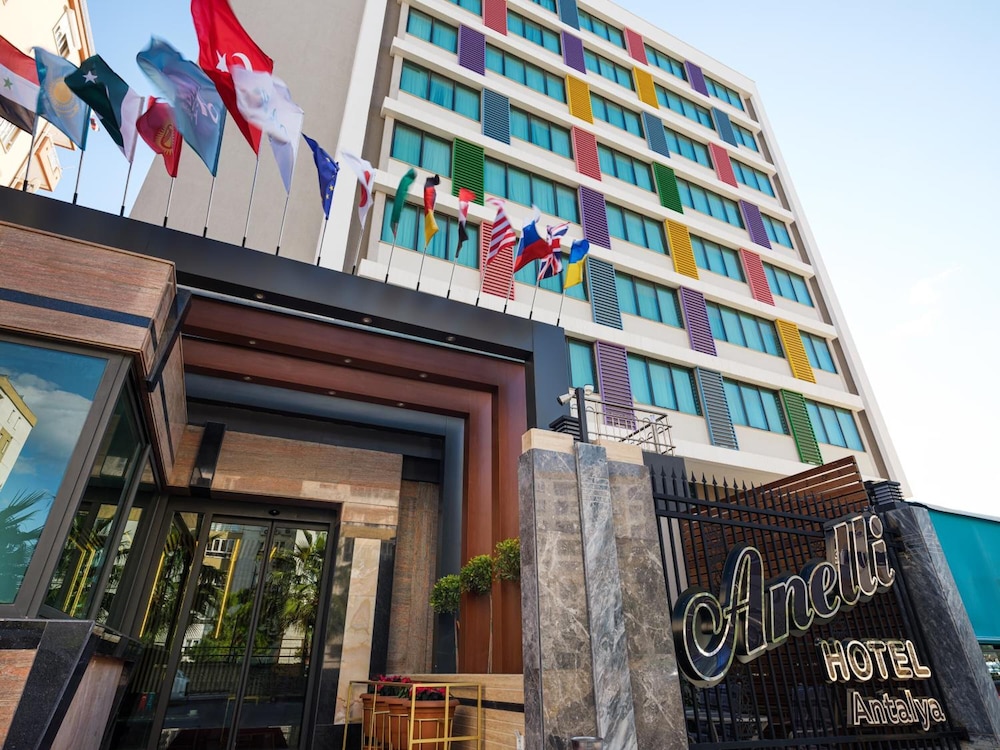 Anelli Hotel 2/40
