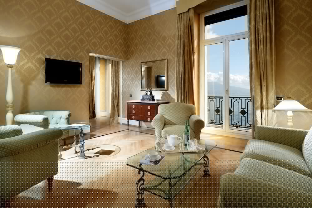 Eurostars Hotel Excelsior 38/76