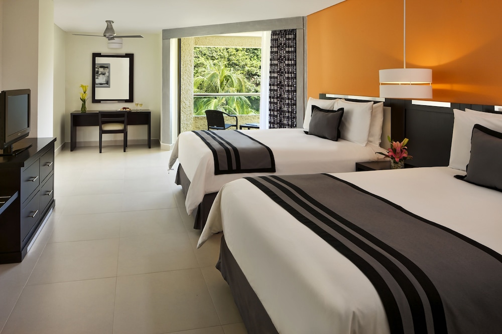 Dreams Huatulco Resort Spa All Inclusive 8/49