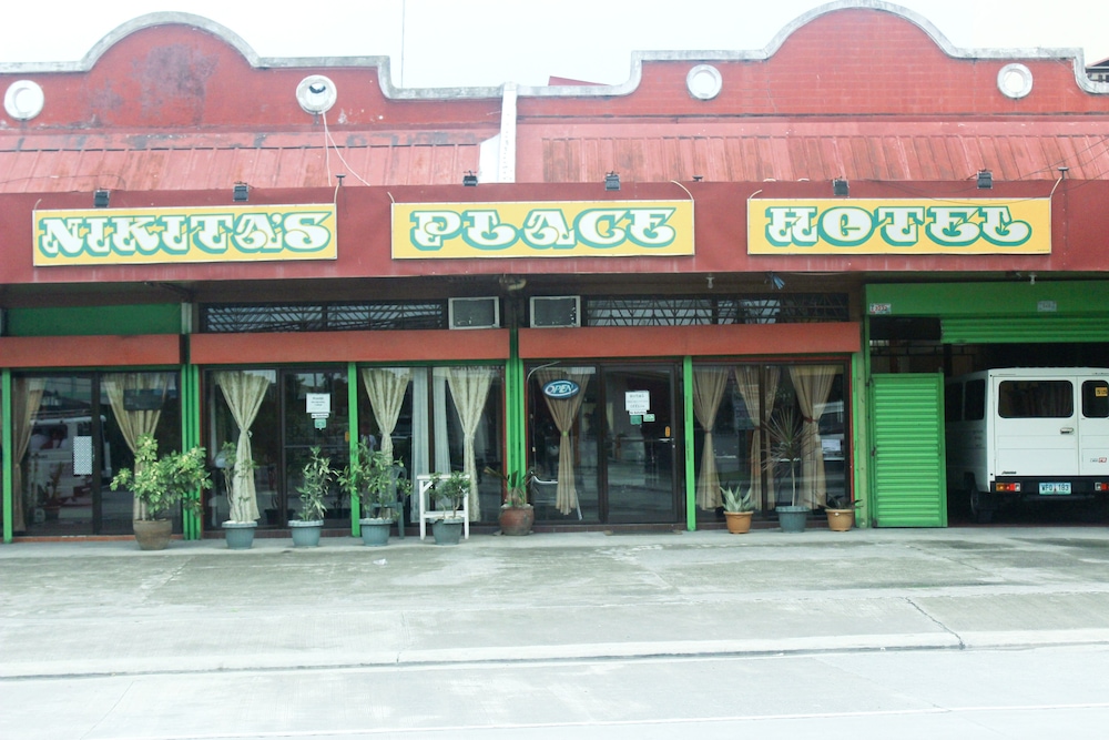 Nikitas Place Hotel 2/52