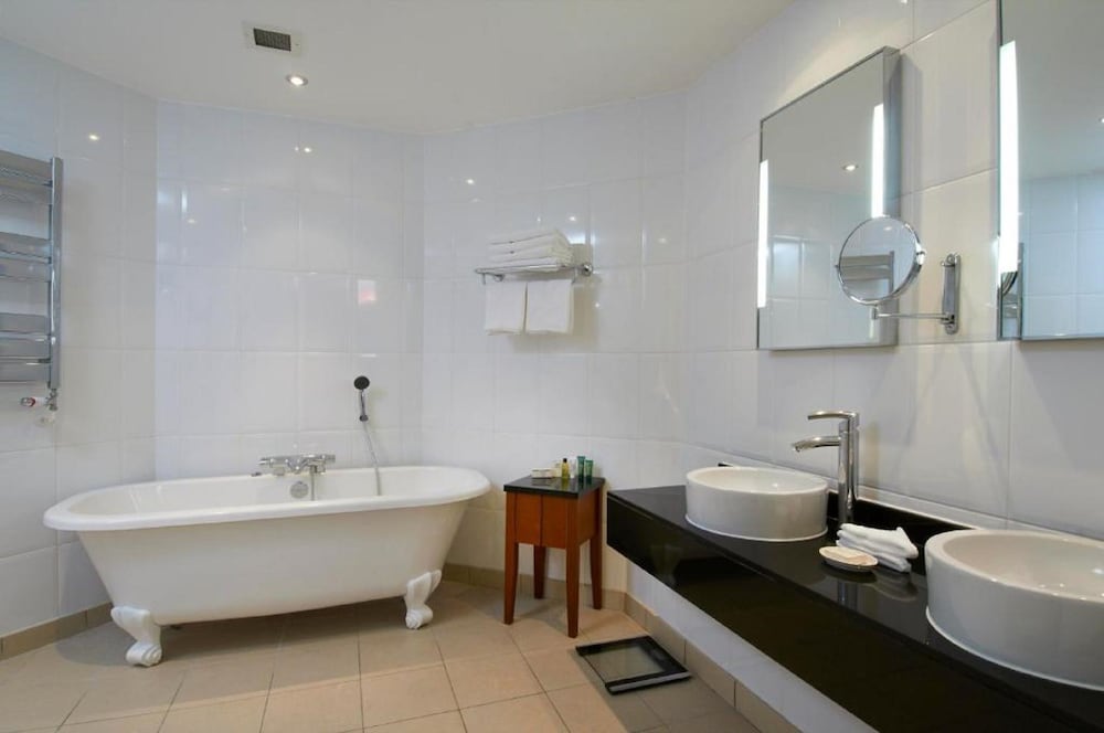 Avisford Park Hotel 14/74
