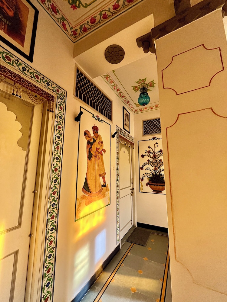 Mewar Haveli 11/57