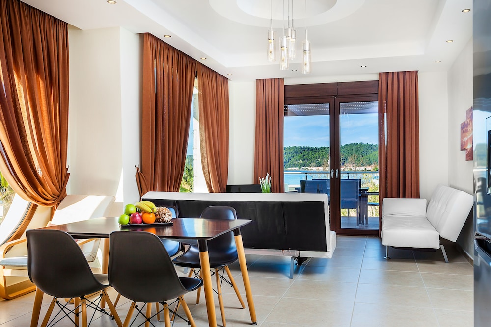 Belohorizonte Fine Accommodation 36/52