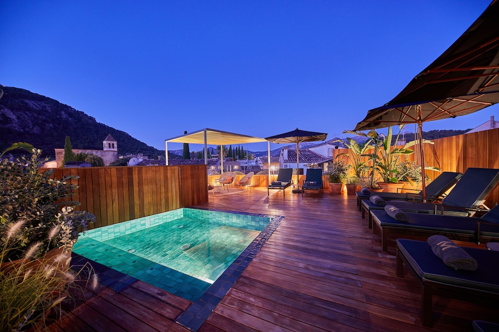 Mon Boutique Hotel 1/64