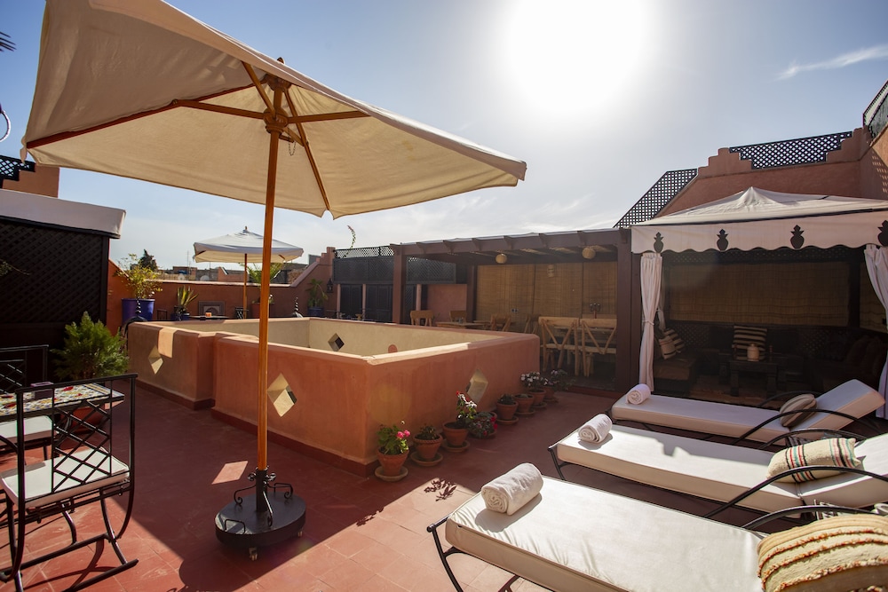 Riad Christina 27/50