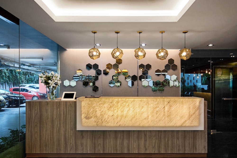 Diamond Residence Ratchada Hotel 4/50