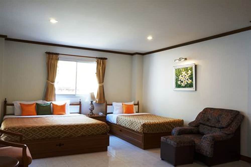 Hua Hin White Villa 26/68