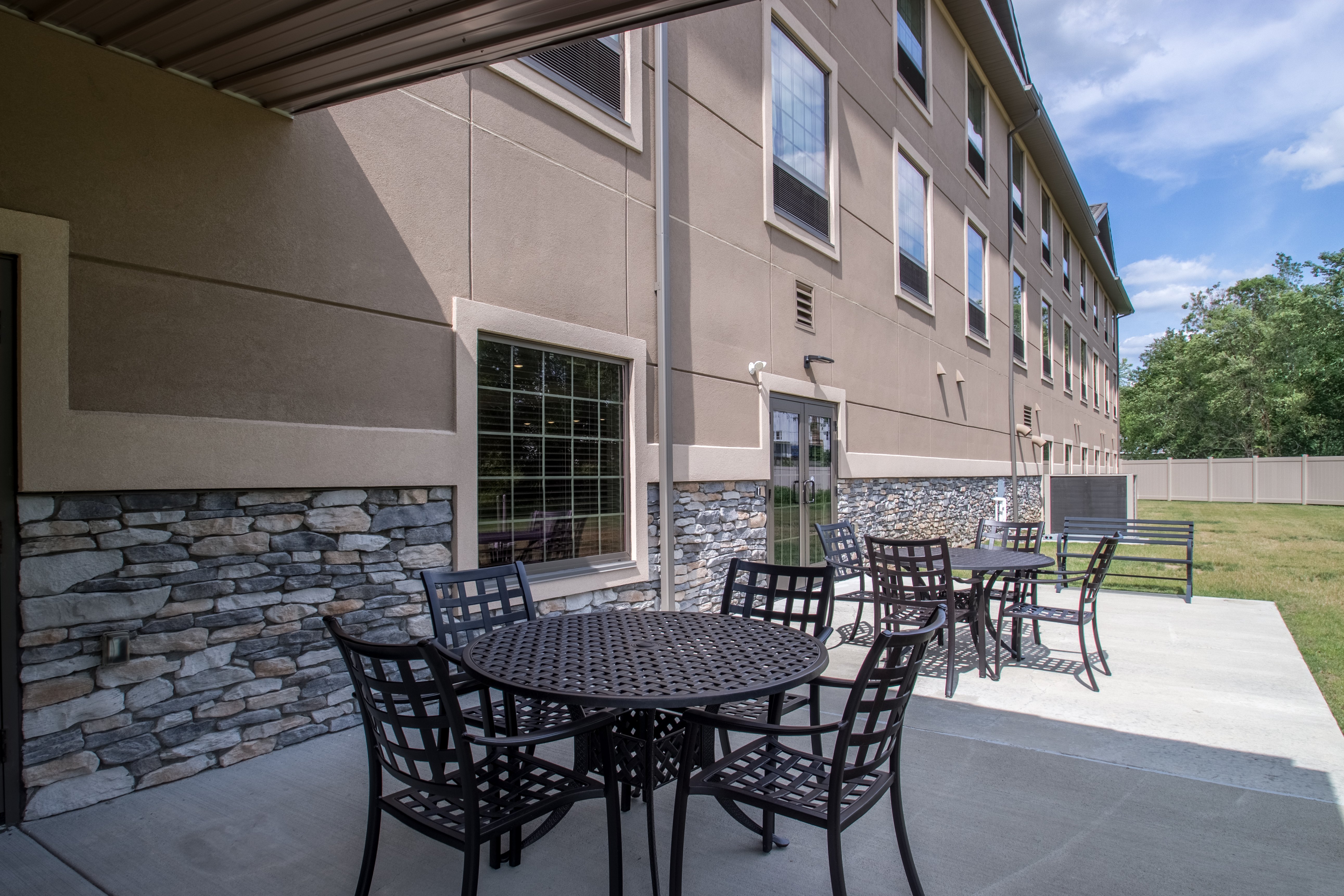Cobblestone Inn & Suites - St. Mary S 40/57