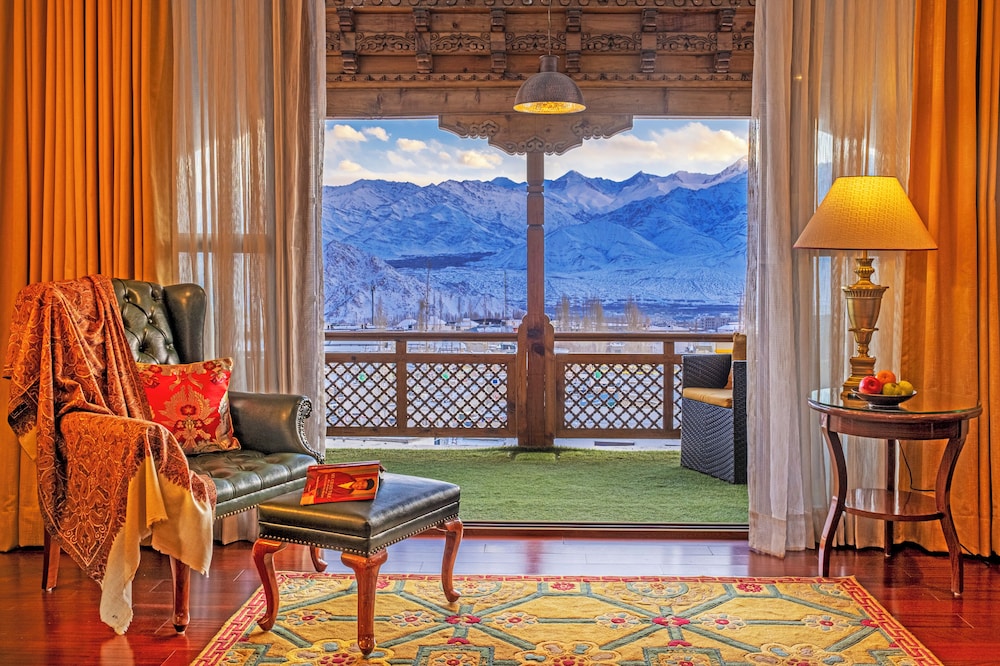 The Grand Dragon Ladakh 23/48