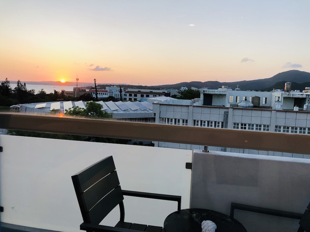 Baishatan Hotel 2/50