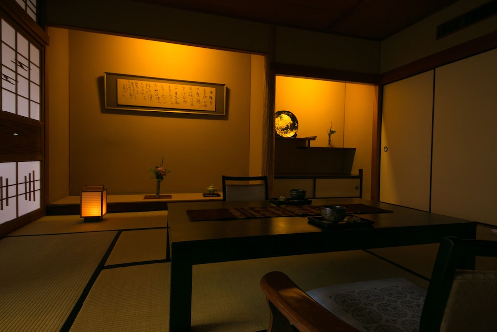 IBUSUKI SHUSUIEN(FORMERLY HOTEL SHUSUIEN) 11/35