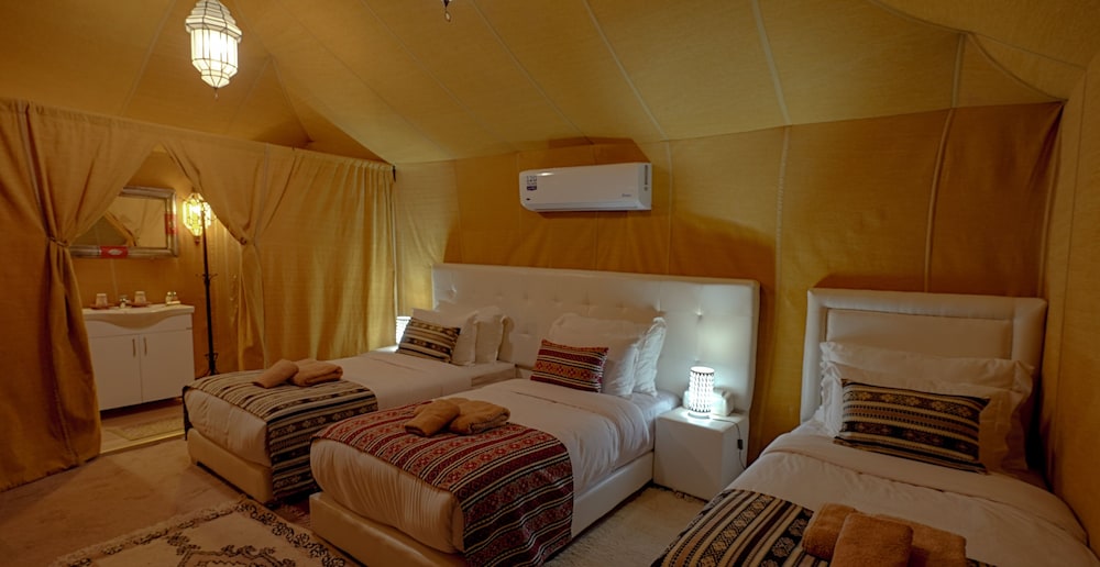 Superior, Triple, King and Queen Bed