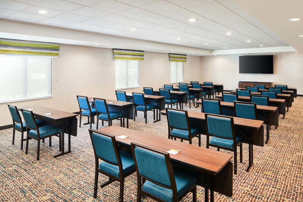Hampton Inn Clewiston 42/46