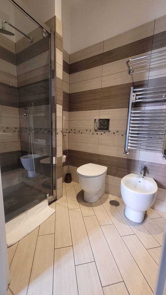 Rome Central Rooms Guest House o Affittacamere 68/68
