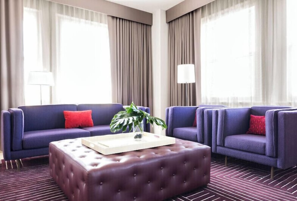 21C Museum Lexington Hotel 44/65