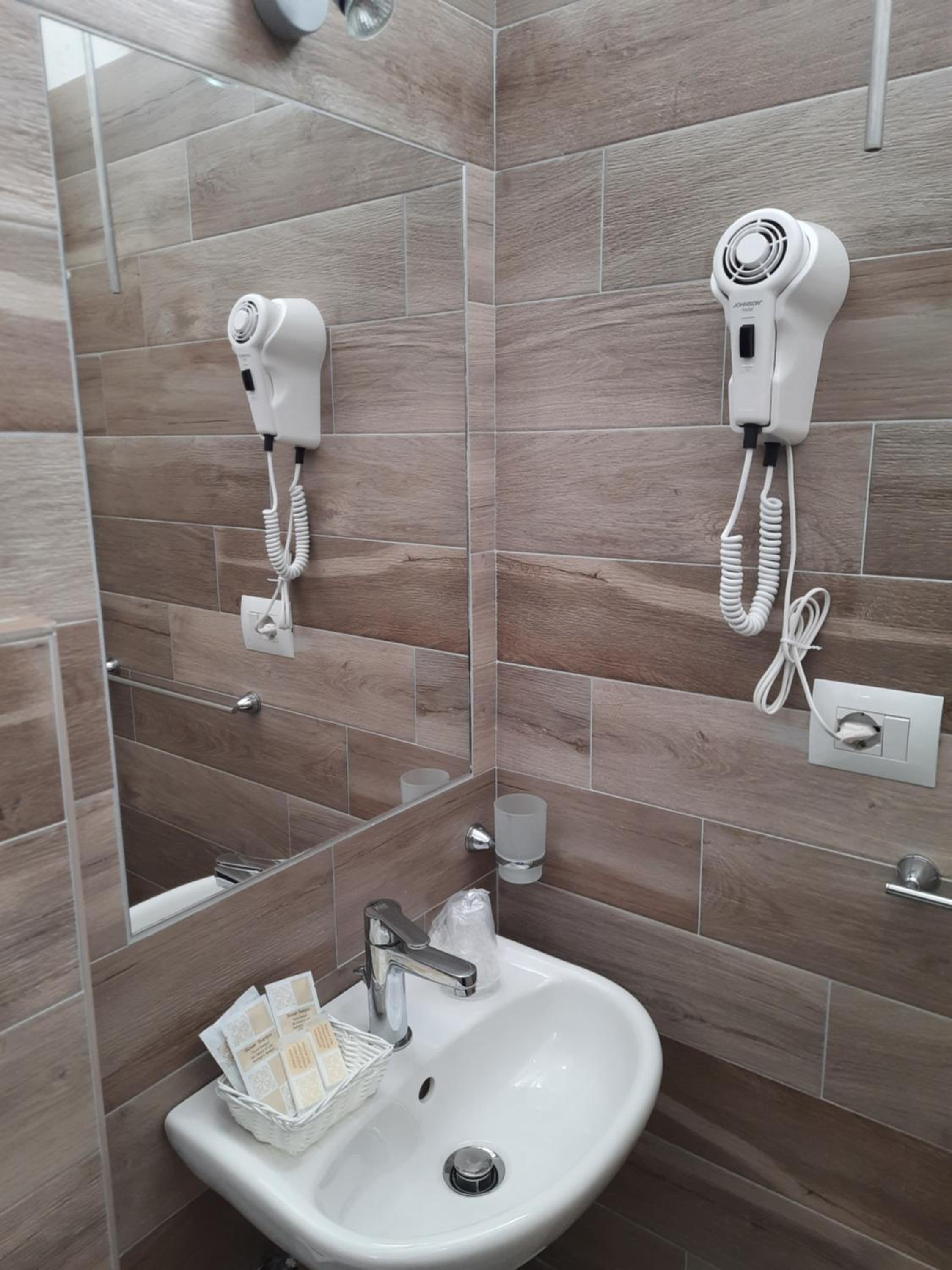 B&B Hotel Barbiani 49/50