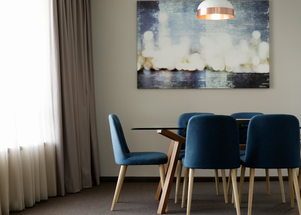 Rydges Parramatta 50/60
