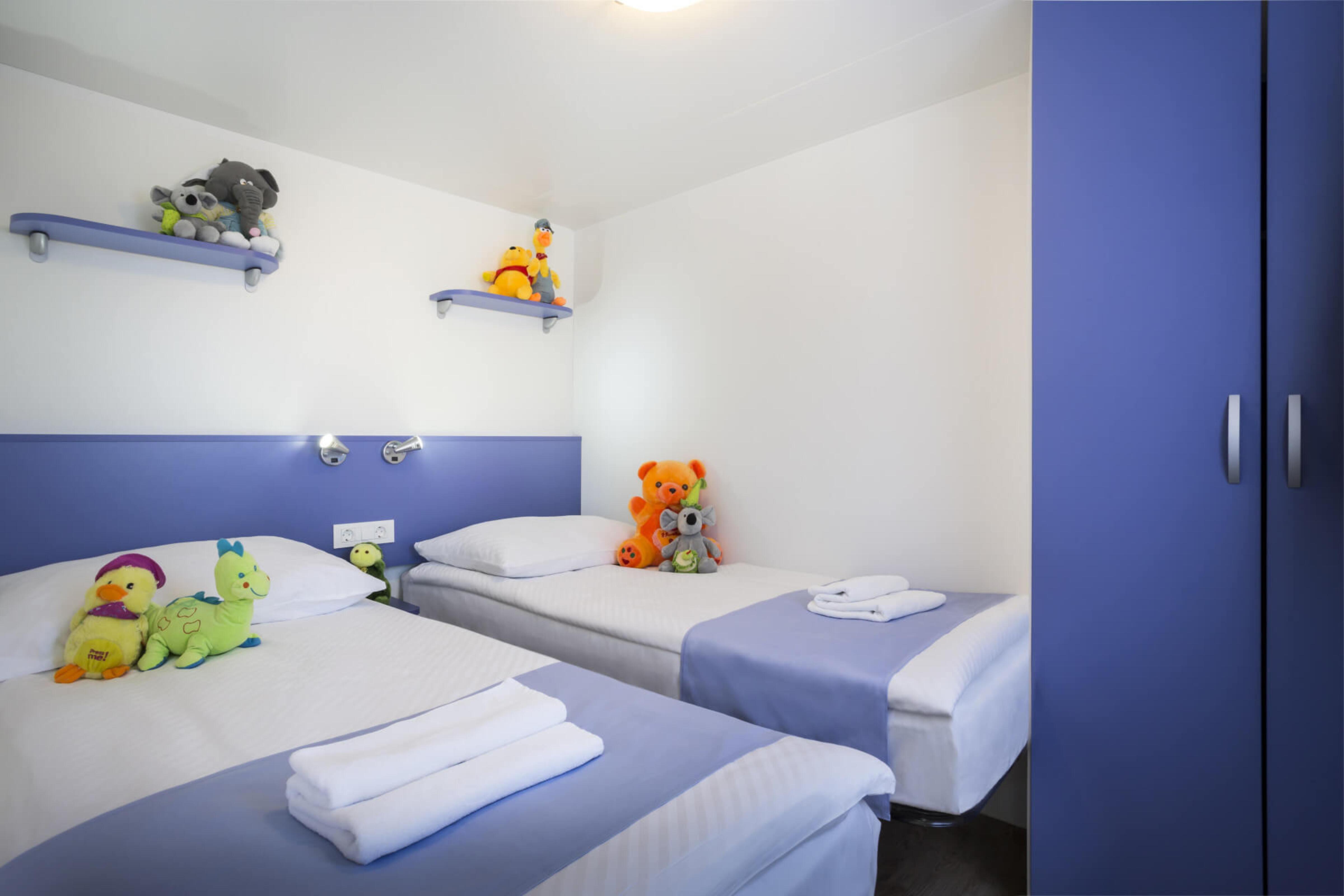 2 Bedrooms, Mobile Home, Premium, Terrace