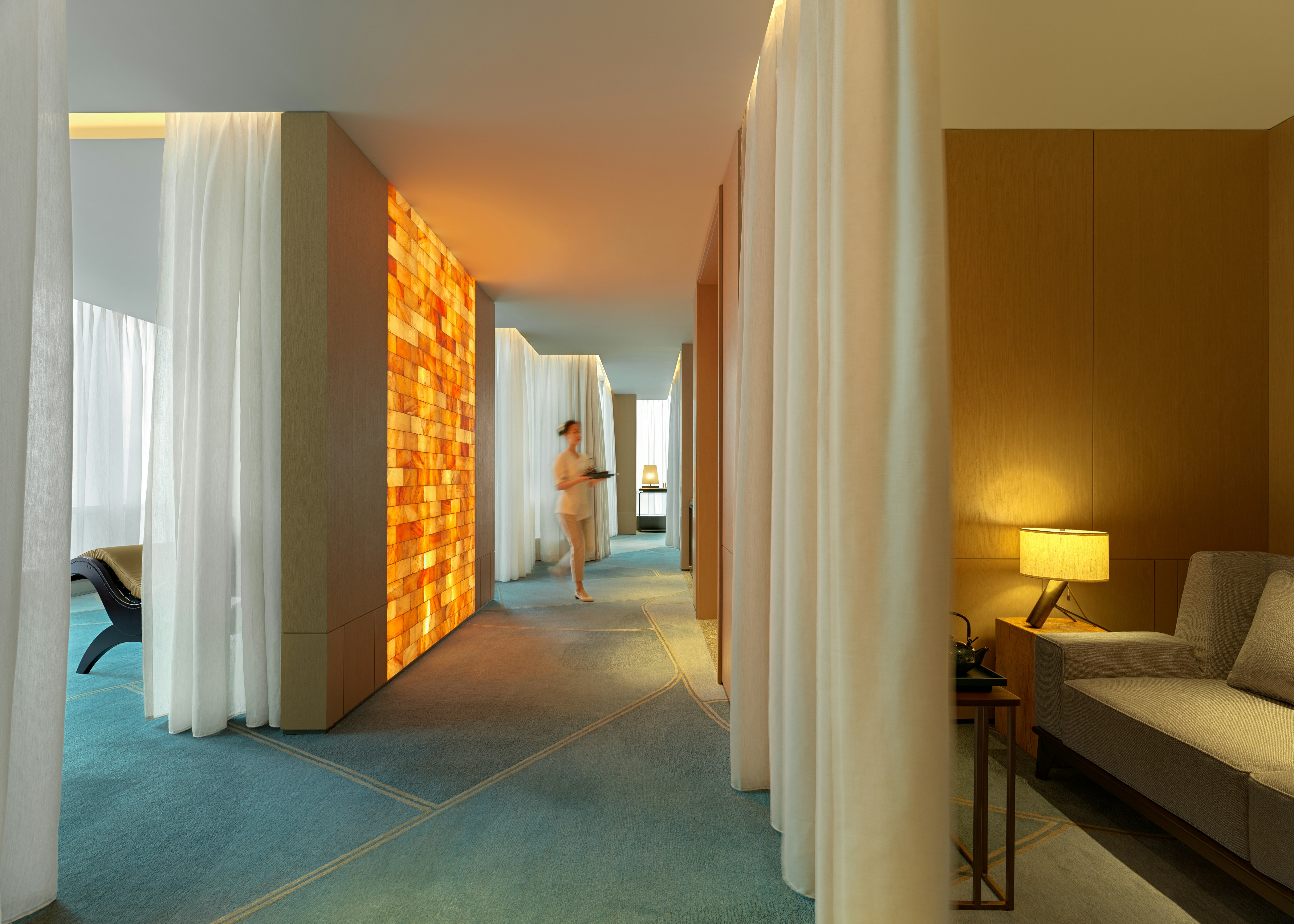 Mandarin Oriental Shenzhen 20/50