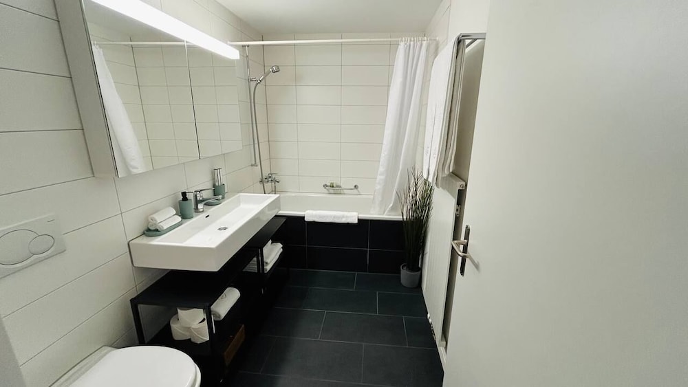 Paradeplatz Apartment By Airhome 27/30