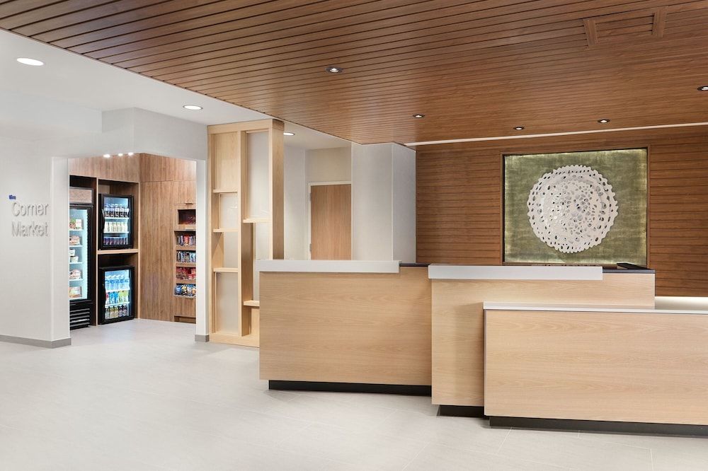 Lobby at Fairfield Inn & Suites Fort Lauderdale Northwest, TAMARAC - FL