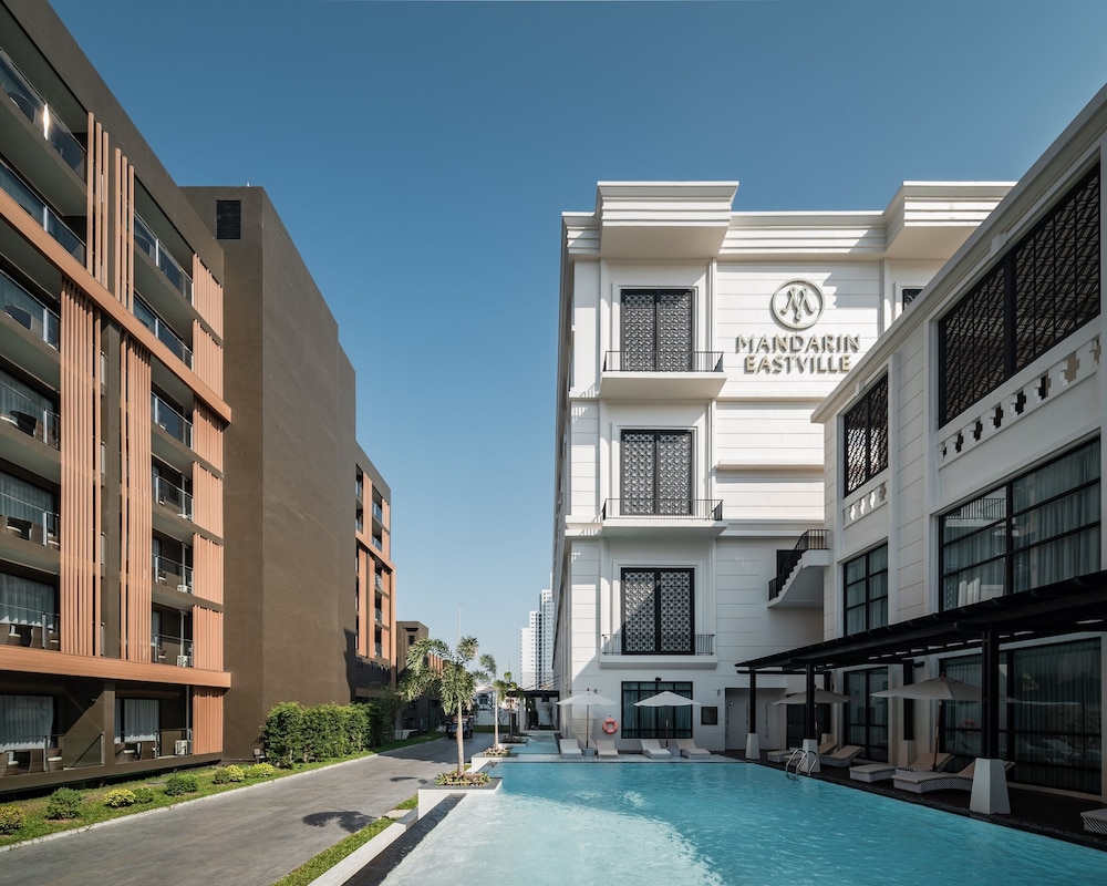 Mandarin Eastville Pattaya 68/72
