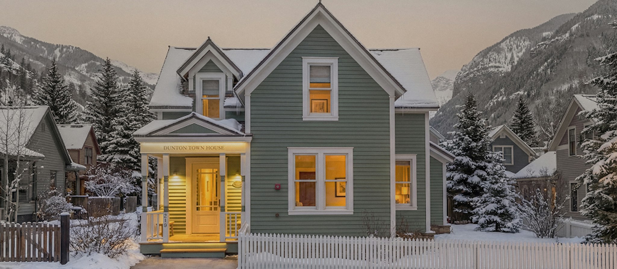 Dunton Town House 2/12