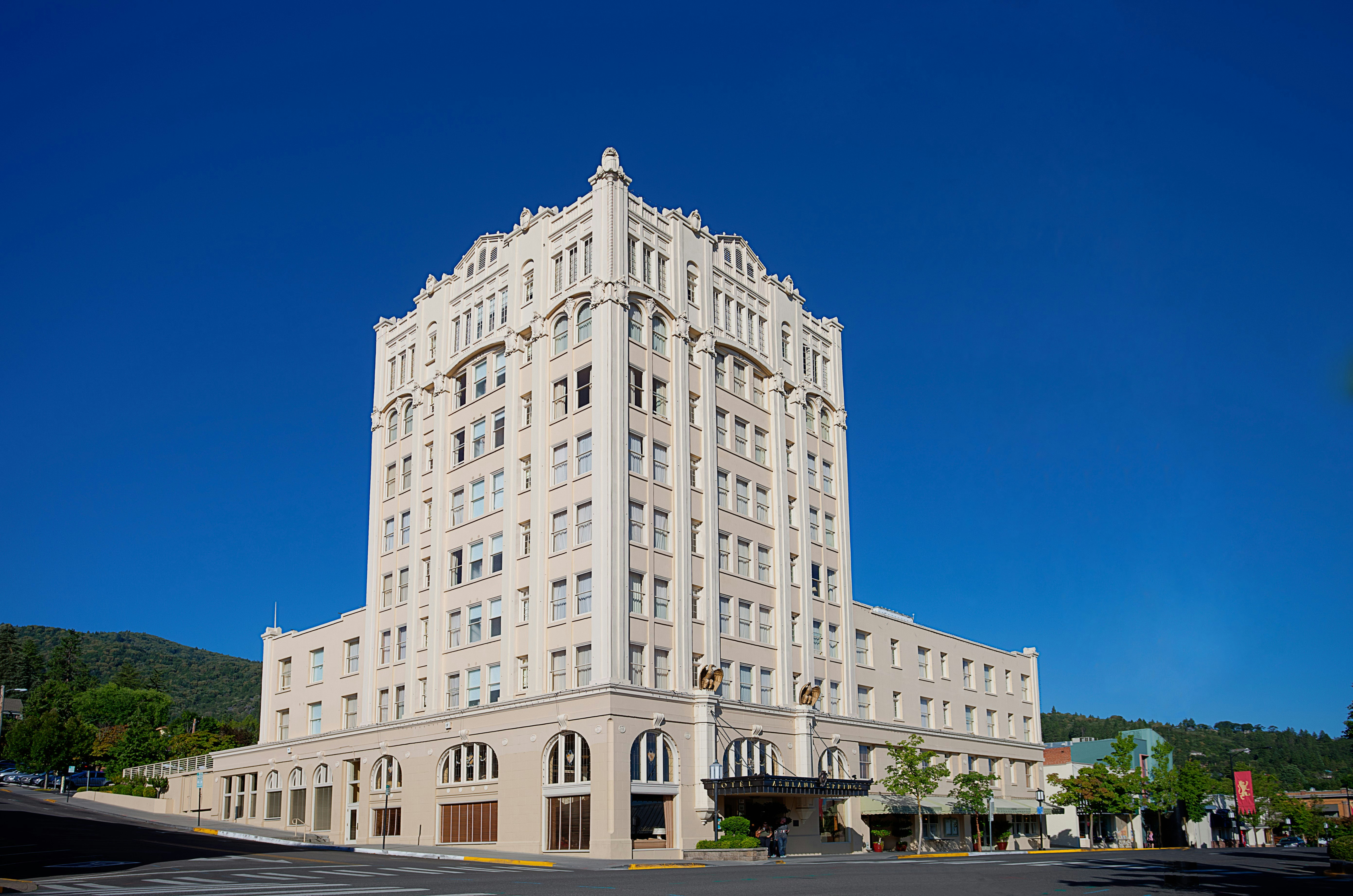 Ashland Springs Hotel 4/62