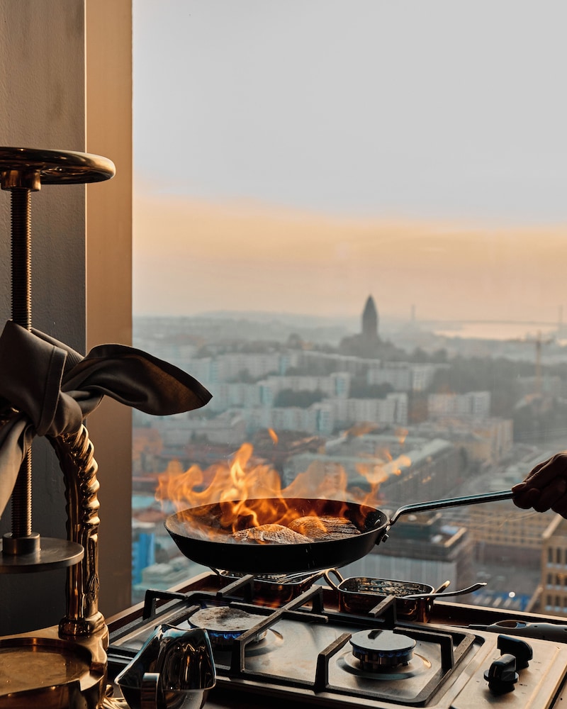 Clarion Hotel Draken 67/70