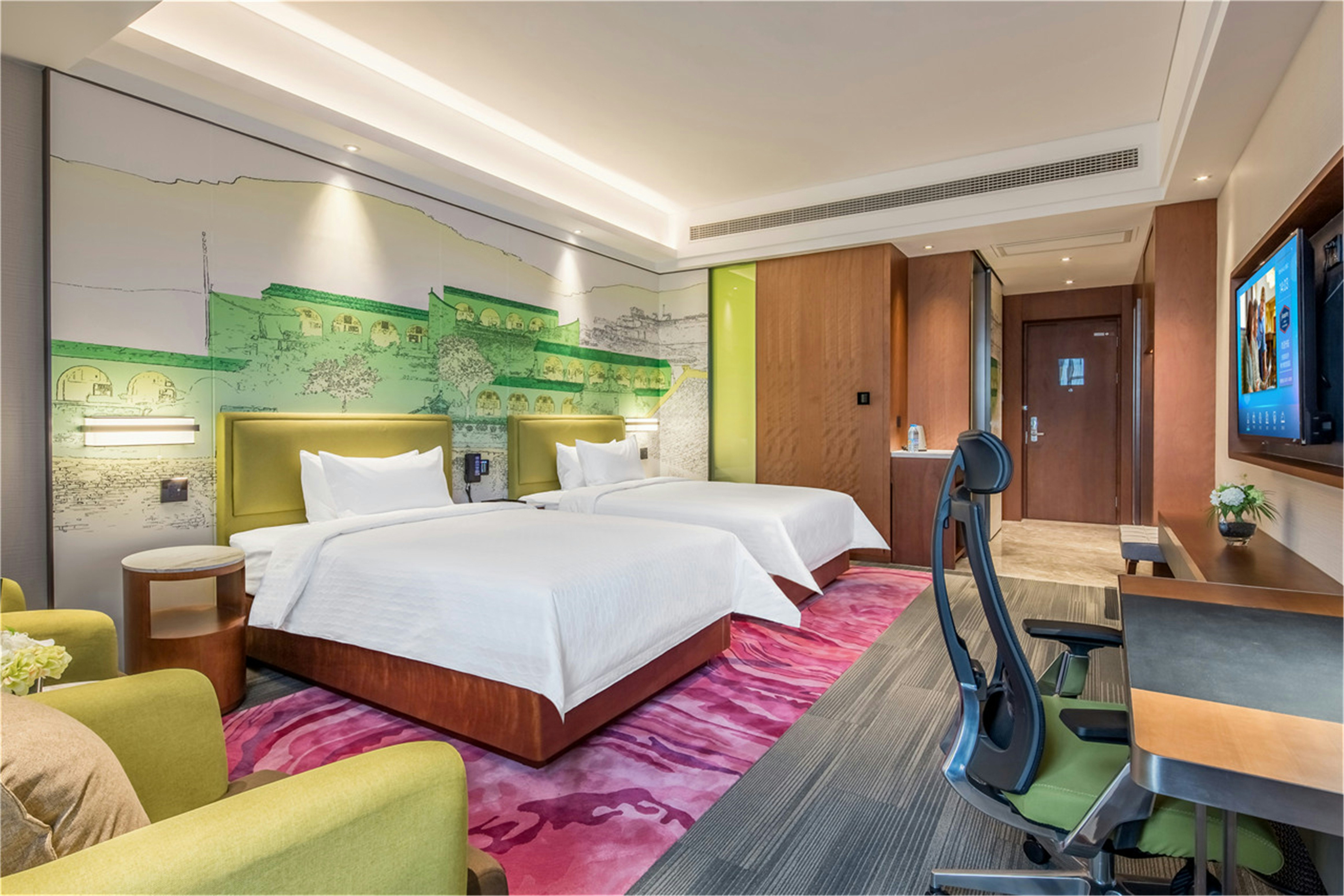 Hampton by Hilton Qingyang Rainbow Bridge 5/12