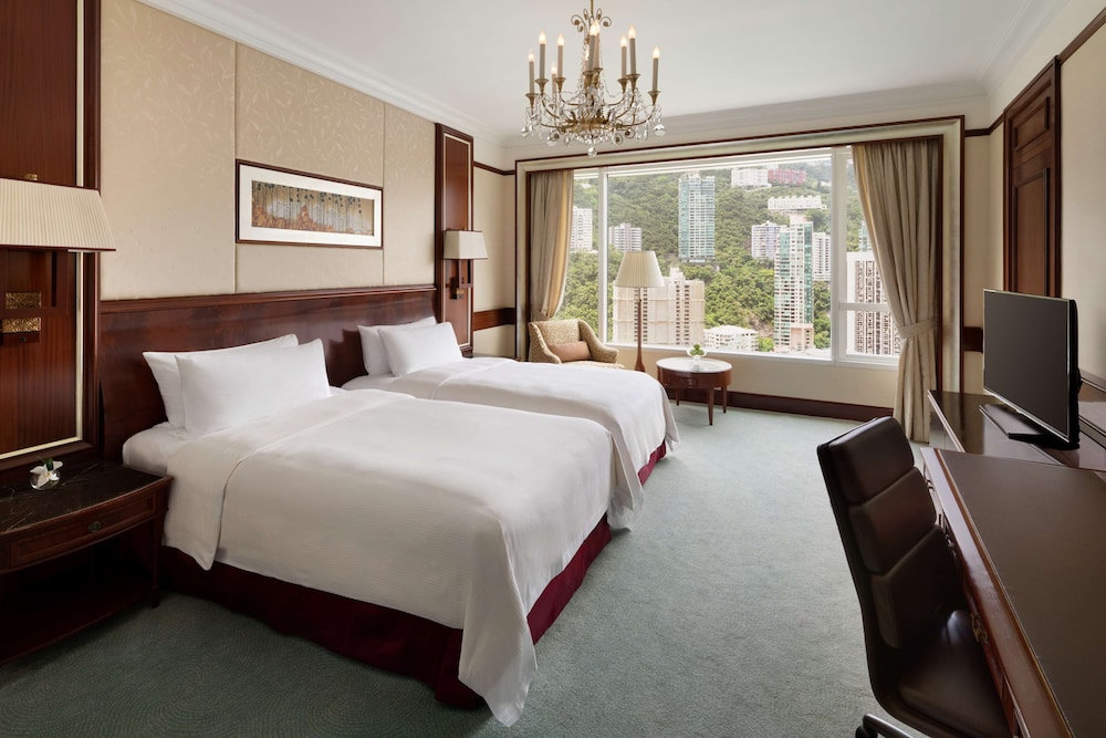 DELUXE, TWIN BEDS, PEAK VIEW